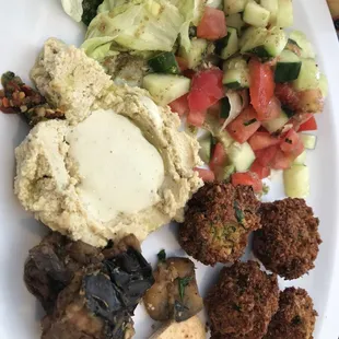 Falafel platter