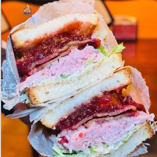 SMOKED BEEF BACON, SWEET POTATO &amp; CRANBERRY TURKEY SANDWICH  AMAZING THANKSGIVING WEEK SPECIAL AT HOLY COW BURGERS TRY IT, IT&apos;S AWESOME!