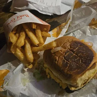 Smash (pass) burger &amp; fries (yessss!)