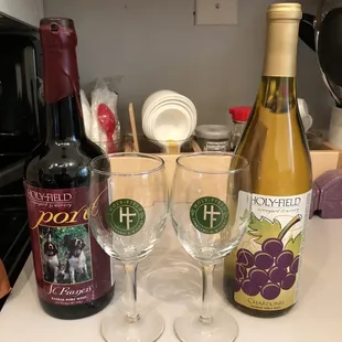 05/03/2022 - one for me... one for her!! Guess which is whos. Hehehe