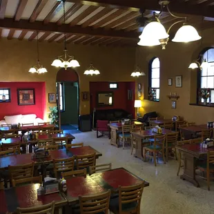 sushi and sashimi, interior