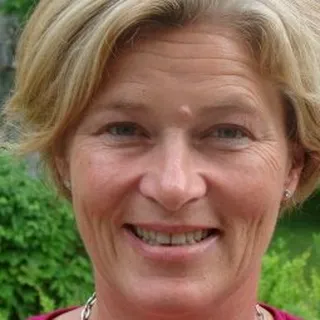 Sarah L.