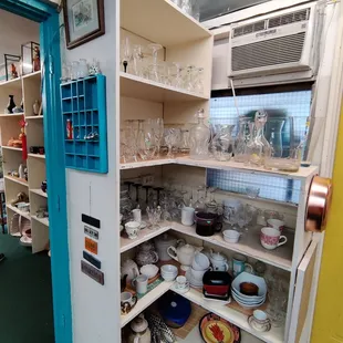 Glassware and dishes