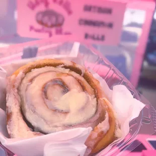 Traditional Cinnamon Roll