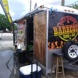 Wish you could smell the smoked meat through the Yelp App....