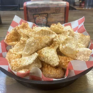 Pork rinds