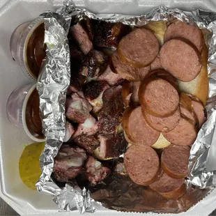 Slate Platter. I chose rib tips and spicy sausage.