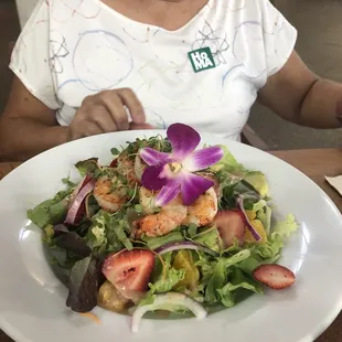 Grilled Shrimp Salad