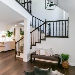 Your entry is their first impression.  Wow them!