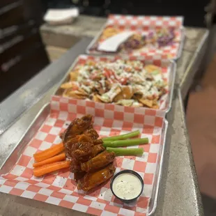 Wings nachos