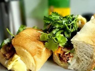 East Frank Superette & Kitchen