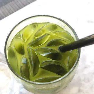 4. Organic Matcha Tea Latte
