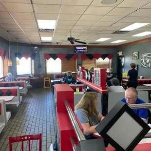 diners in a restaurant