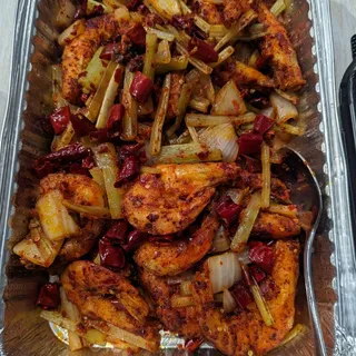 C16. Fried Shrimp with Chili /