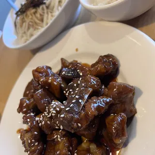 B21. Sweet and Sour Spare Ribs /