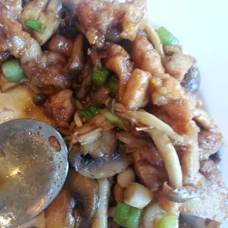 C2. Chicken with Mushrooms /