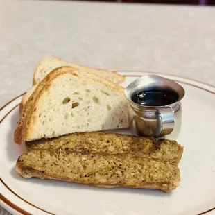 The chicken sausage is SO good here (and some rye toast)