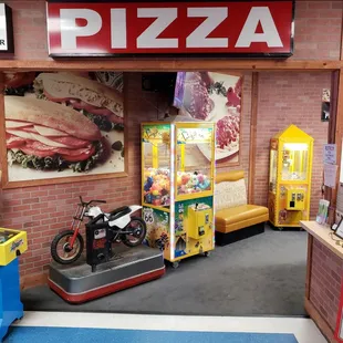a pizza shop