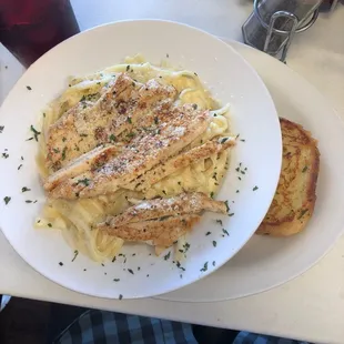Chicken Alfredo