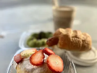 BRUG Bakery Manoa Marketplace