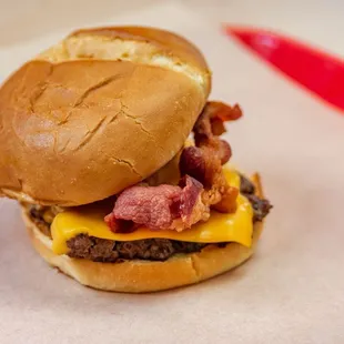 Bacon cheeseburger