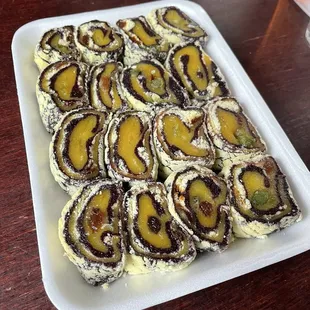 Pumpkin Roll (TikTok: @justandyvu)