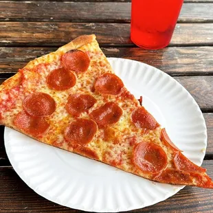 Pepperoni Pizza | IG: @jojuane