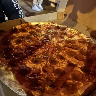 #5 Pepperoni &amp; Mushroom - Large