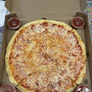 Best pizza in Tampa! You must give it a try. Order extra pizza sauce. You could drink it, it's so good!