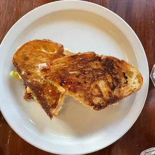 Malibu melt (tuna and cheddar)