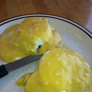 Eggs benidict