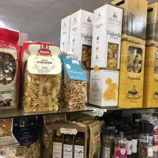 Fresh Market, World Market, and Earth Fare have nothing on Home Goods when it comes to pasta and other Italian stuff.