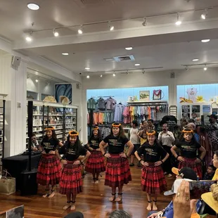 Nā Lei O Ka &apos;Iwa Ha&apos;a I Ka Lani - Hui &apos;Iwa Academy  Homegrown store reopening celebration