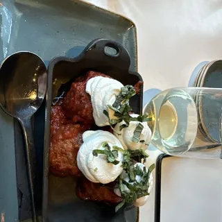 Braised Tomato Meatballs