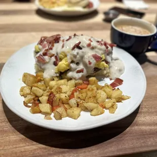 Yum I Love Biscuits &amp; Gravy