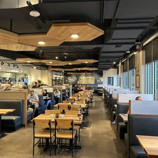 nside of a restaurant