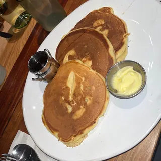 Kids Classic Buttermilk Pancakes