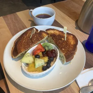 Turkey Avocado Sandwich