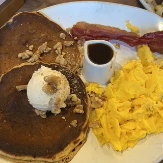 Carrot Cake Pancakes