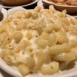 GILROY GARLIC MAC