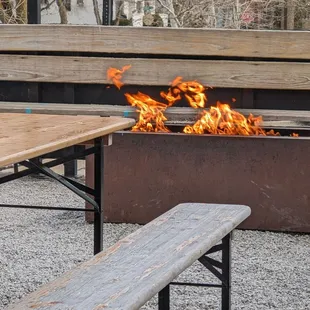 Lots of fireside outdoor seating