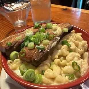 Mac n Cheese with pork belly