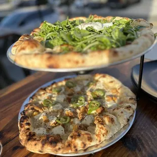 The Sasha on top, super zesty, refreshing, and flavors perfection! The Delacroix on the bottom, the mix is so good!