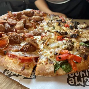 Strongman Meat " Pizza