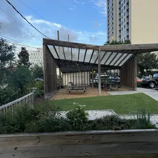 Outdoor eating space