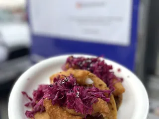 Simón