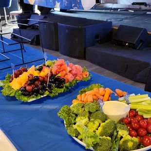 Quality food provided by the site made everything flow smoothly and effortlessly.