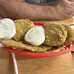 Fried green tomatoes