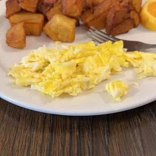 Two Egg Breakfast w/ city ham and home fries.