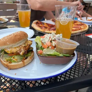 Homestead Taproom & Kitchen - Canal Winchester